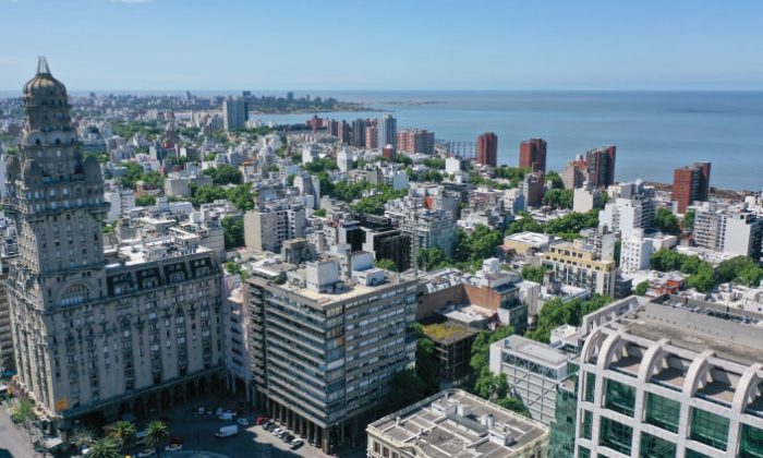 2023_trafigura_careers_location_montevideo (1)